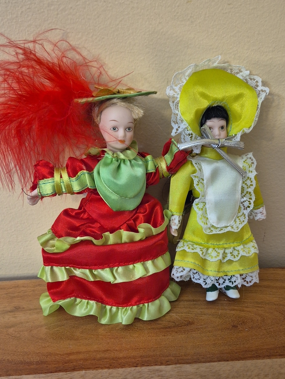 Danbury Mint The Ladies of Fashion Assorted Mini Doll Ornaments- Full Set of 25 - Picture 2 of 16